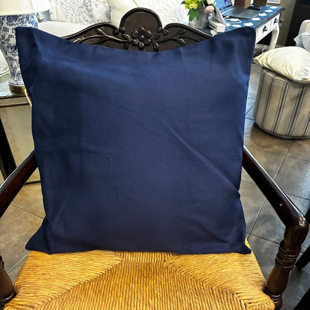 8 total Pillow Covers 20x20 Encasa XO  - New; no pkg -